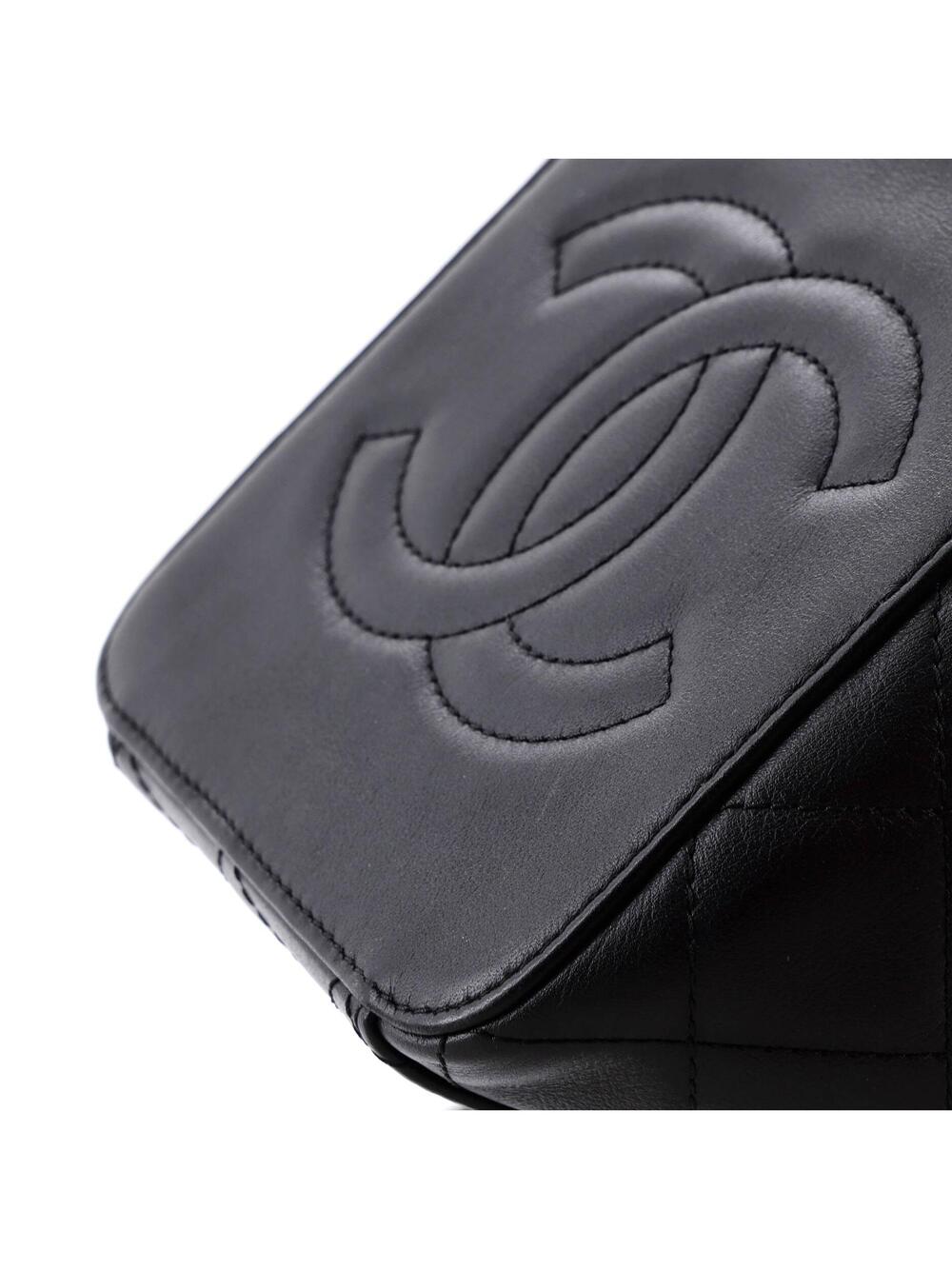 Chanel Chain Bar Vanity Case With #233956C39B - Picture 7 of 8